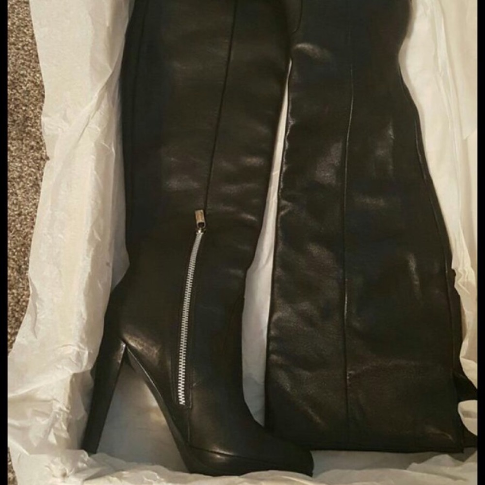 Michael Kors  knee high leather boots side zipper
